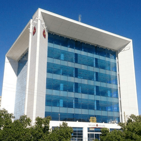 Mellat Bank Managment Building - Fars Province/ Shiraz